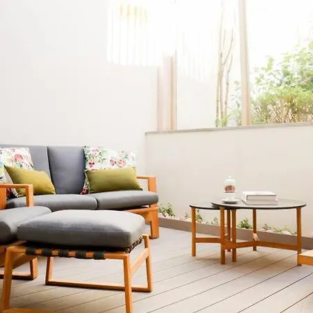 Apartament T'luz *